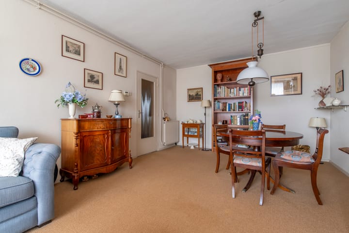 Foto 8 van Schrijverspark 57