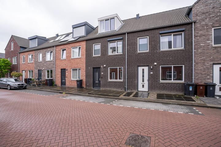 Hof van Voorvliet 24
