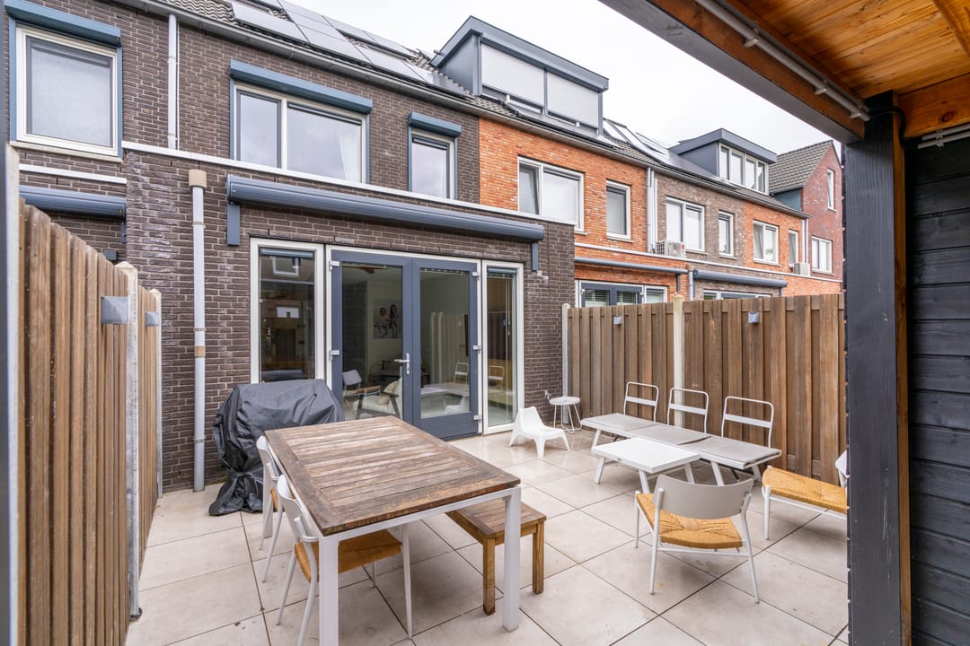 Foto 16 van Hof van Voorvliet 24