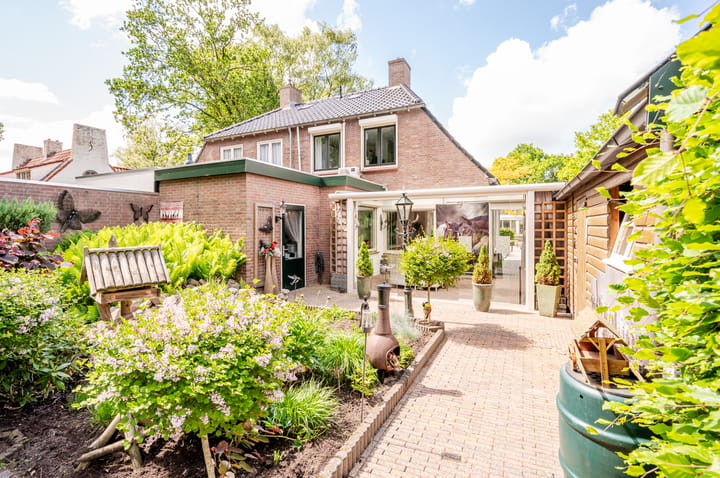 Photo 24 of Parkweg 43