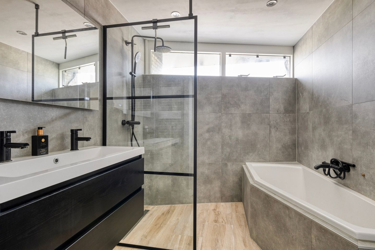 Foto 14 van Kokmeeuw 10