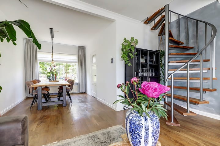 Foto 10 van Julianaplein 17