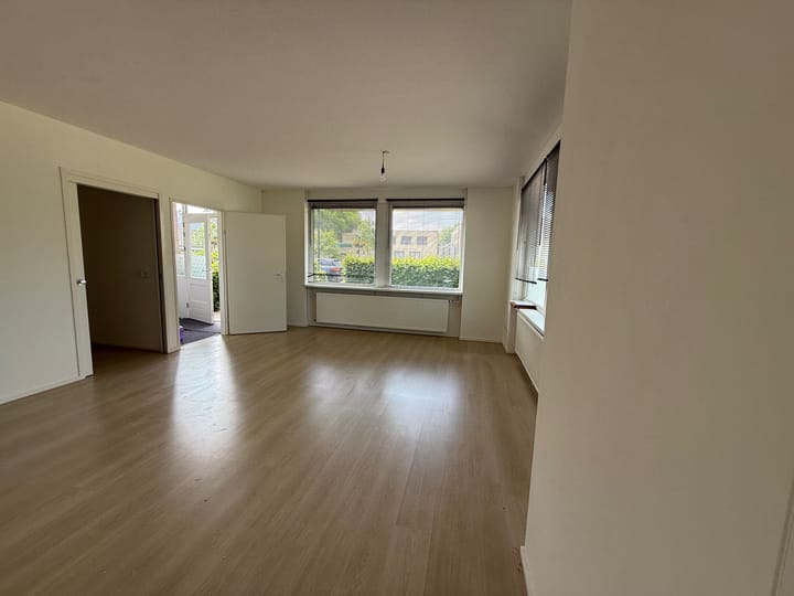 Photo 2 of Pionier 1