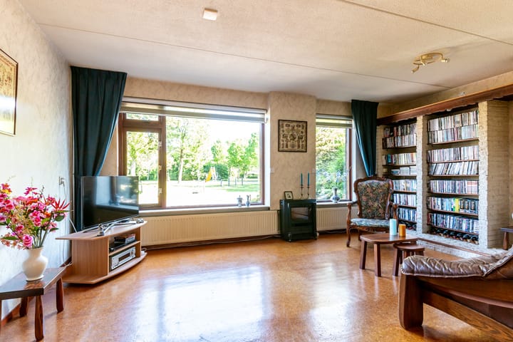 Foto 2 van Botter 38 70