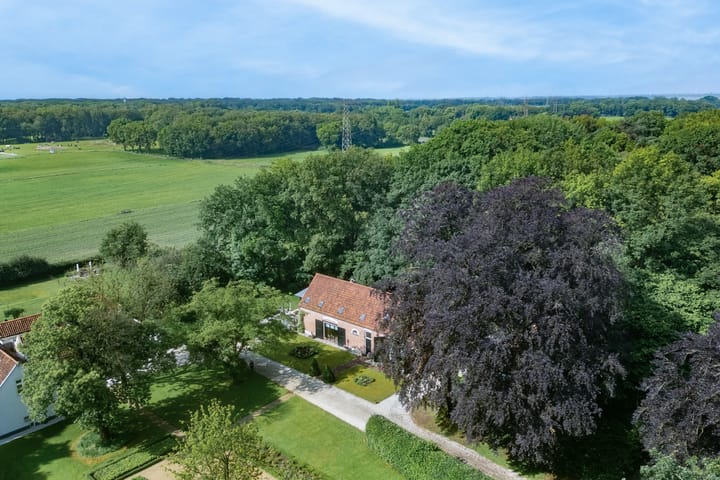 Foto 2 van Groot-Molenbeek 9