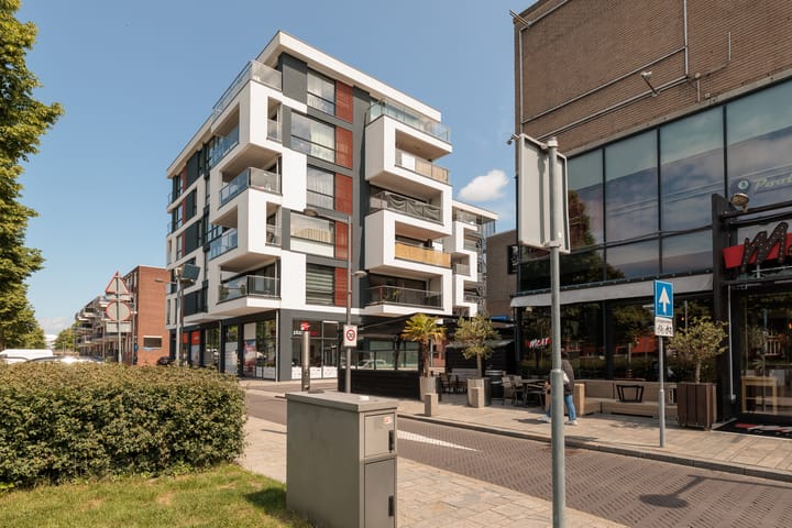 Photo 8 of Makelaarstraat 8-E