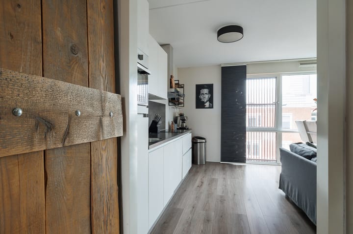 Photo 17 of Makelaarstraat 8-E