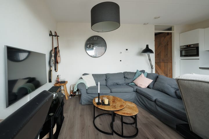 Photo 21 of Makelaarstraat 8-E