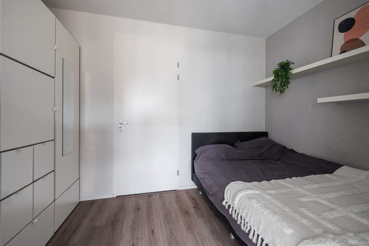 Photo 23 of Makelaarstraat 8-E