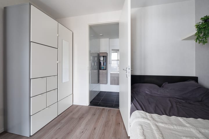 Photo 26 of Makelaarstraat 8-E