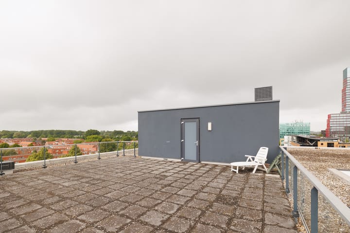 Photo 32 of Makelaarstraat 8-E