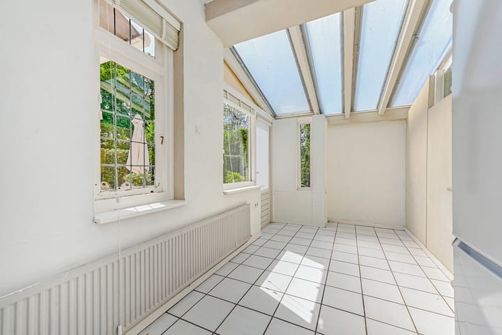 Foto 18 van Aronskelkweg 21