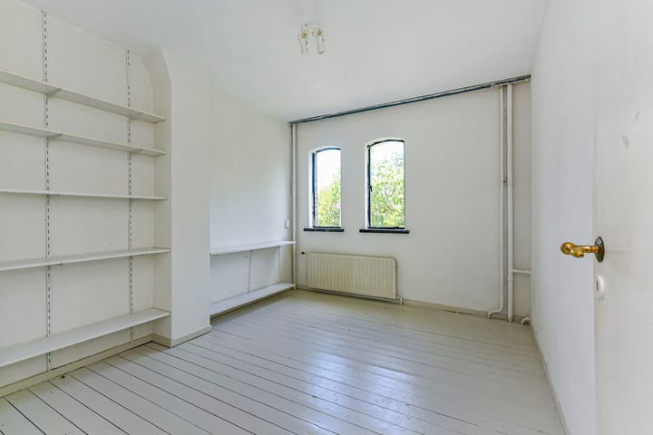 Foto 32 van Aronskelkweg 21