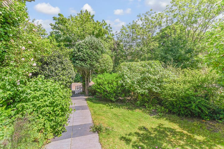 Foto 58 van Aronskelkweg 21