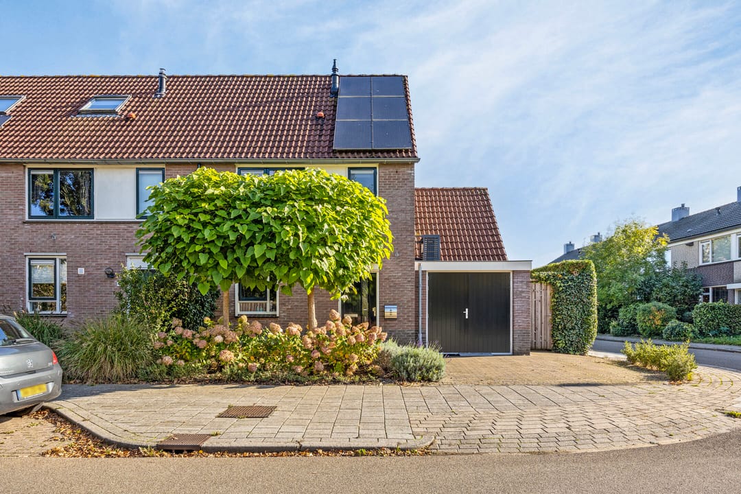 Foto 2 van De Savornin Lohmanstraat 2