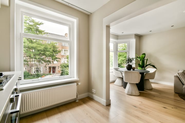 Foto 7 van Uiterwaardenstraat 71-1