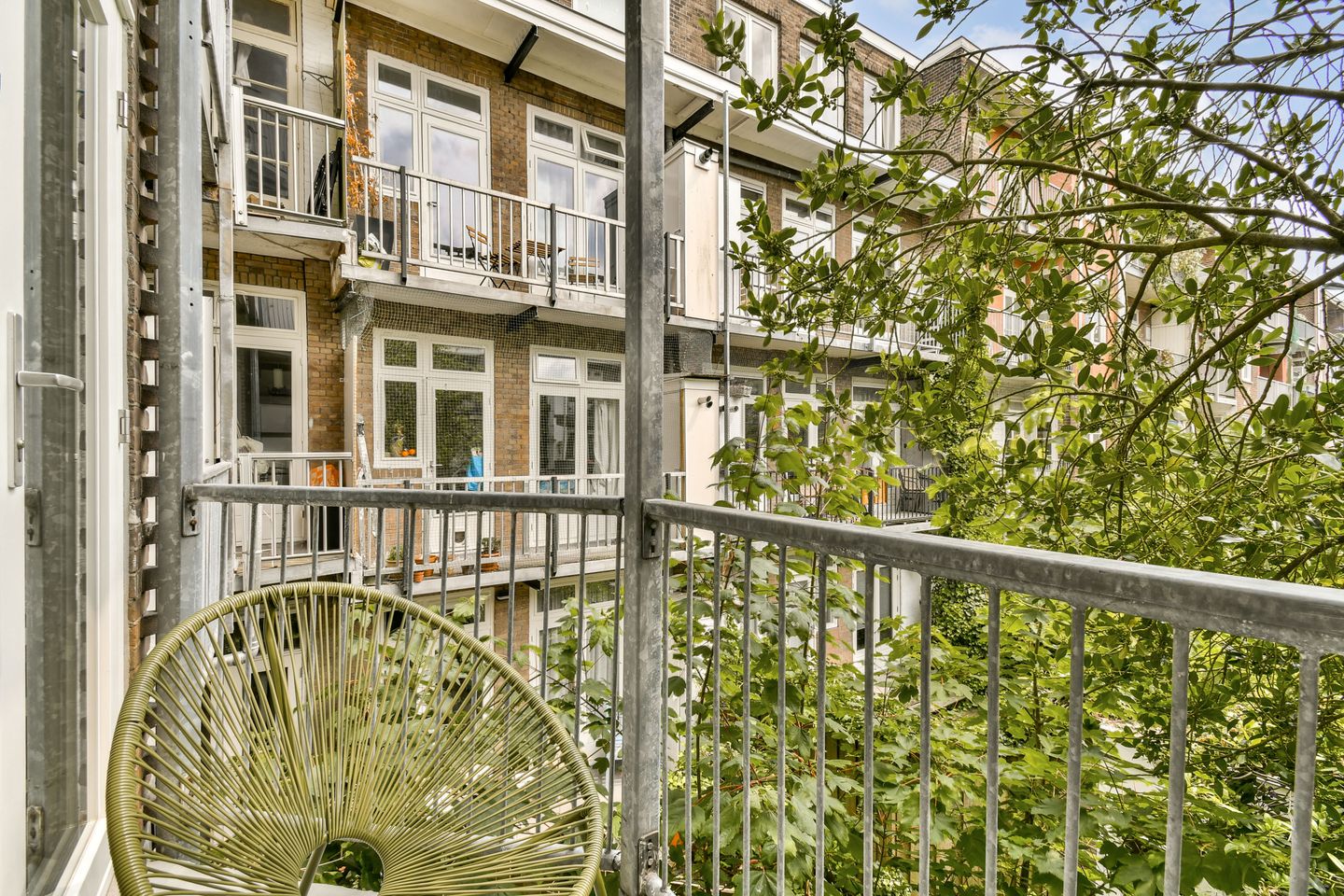 Foto 10 van Uiterwaardenstraat 71-1