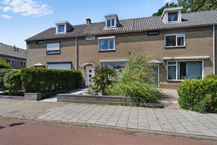 Photo 1 of Statenlaan 136