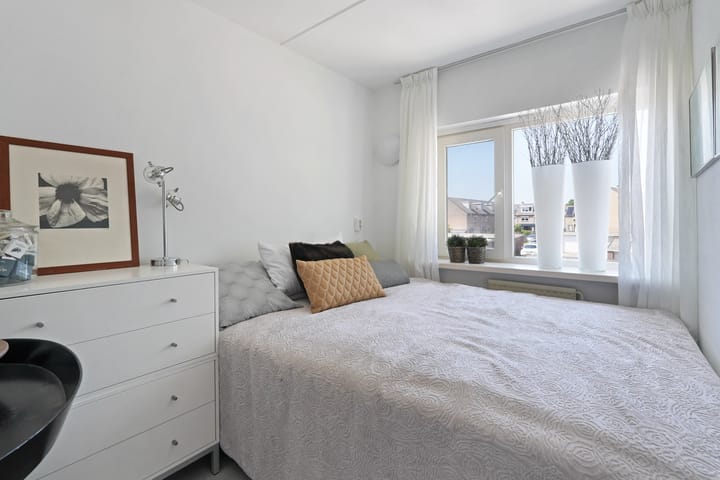 Photo 16 of Statenlaan 136