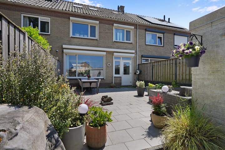 Photo 26 of Statenlaan 136