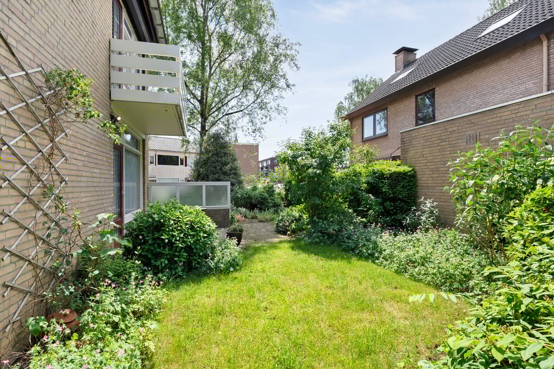 Foto 38 van Vincent van Goghlaan 16