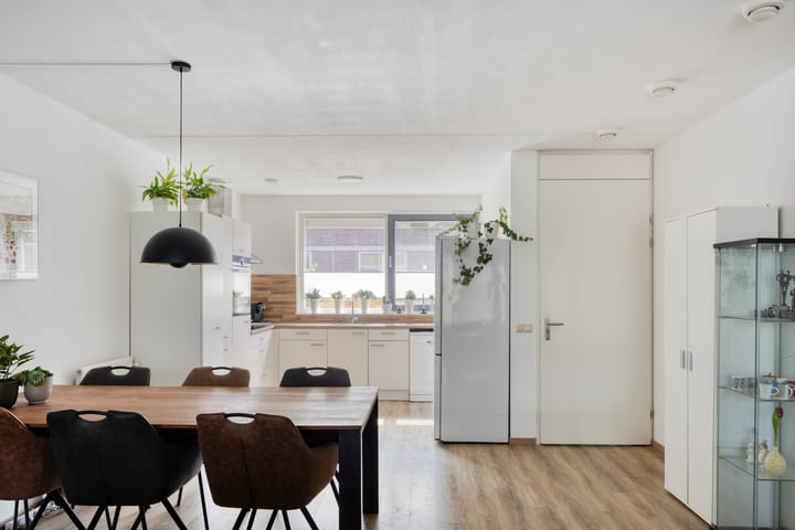 Foto 8 van Largostraat 19