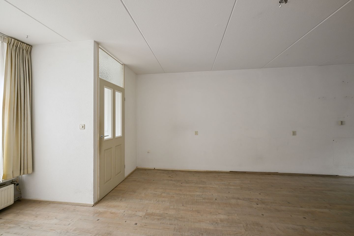 Photo 4 of Czaar Peterstraat 62