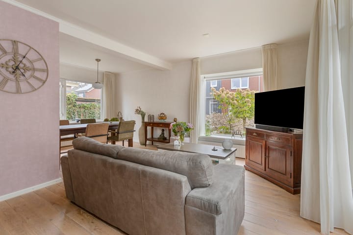 Foto 5 van Oude Weidestraat 12