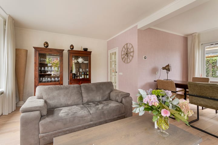 Foto 6 van Oude Weidestraat 12