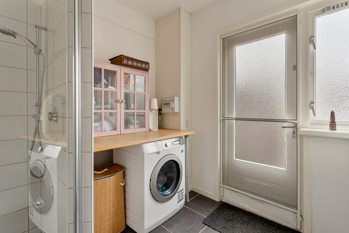 Foto 15 van Oude Weidestraat 12