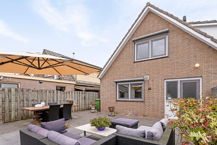 Foto 30 van Oude Weidestraat 12