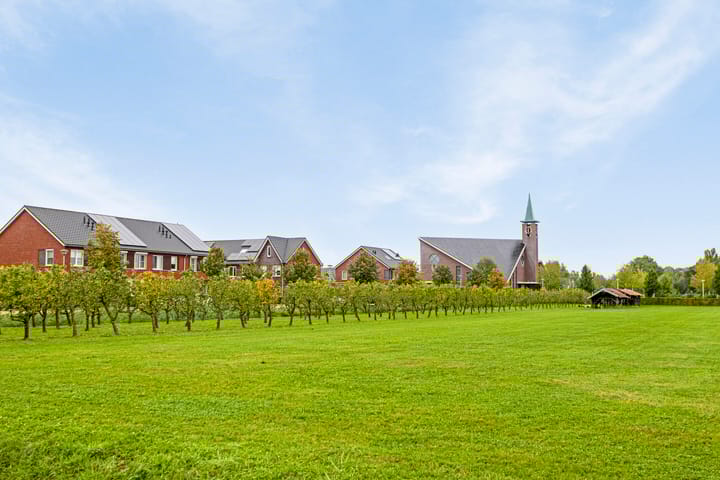 Foto 35 van Oude Weidestraat 12