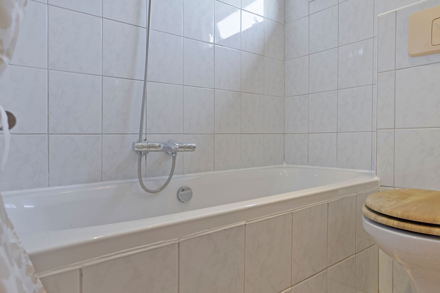 Foto 19 van Nieuwveenstraat 2