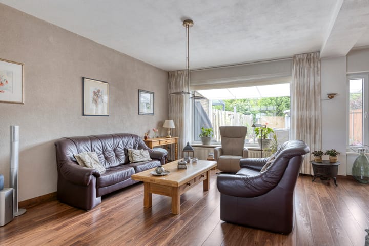 Foto 3 van Van Lennephof 19