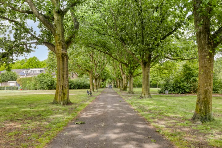 Foto 29 van Van Lennephof 19