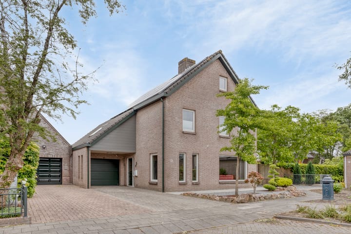 H. Roland Holstlaan 15