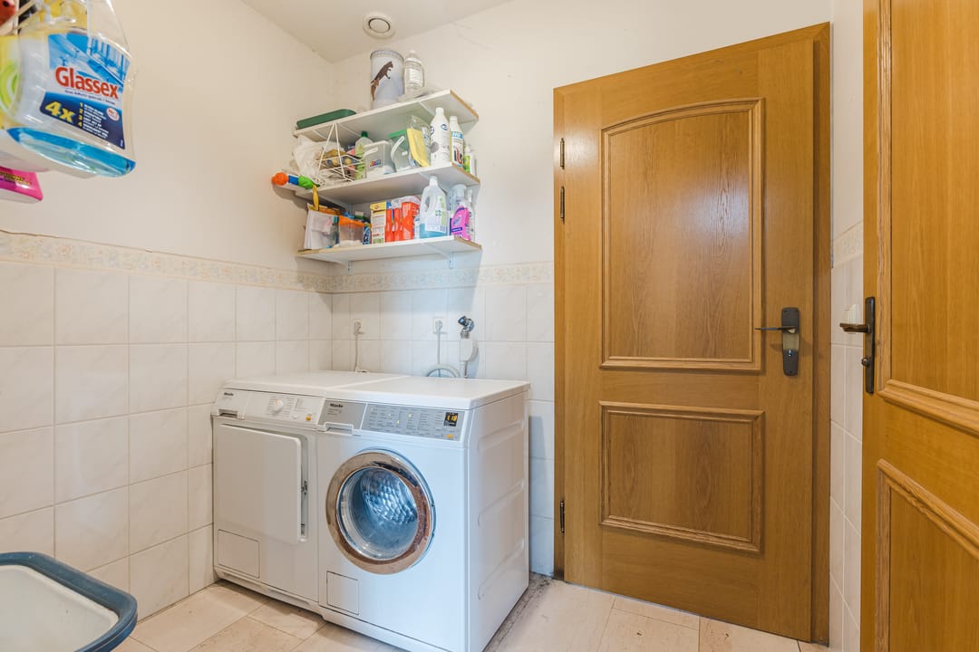 Photo 76 of Oosteinde 14