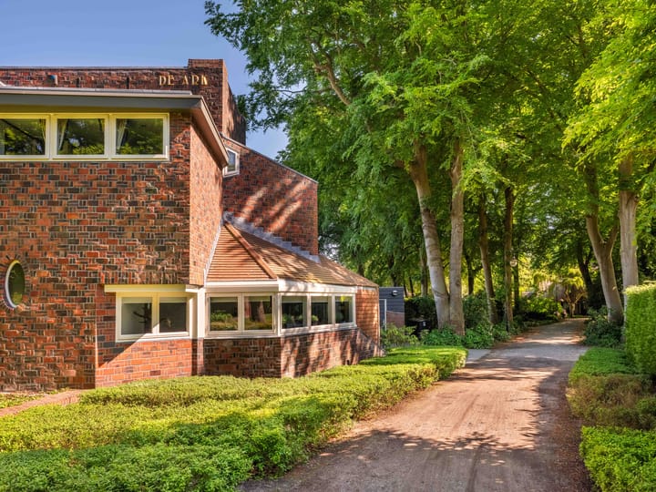 Photo 102 of Meerwijklaan 1