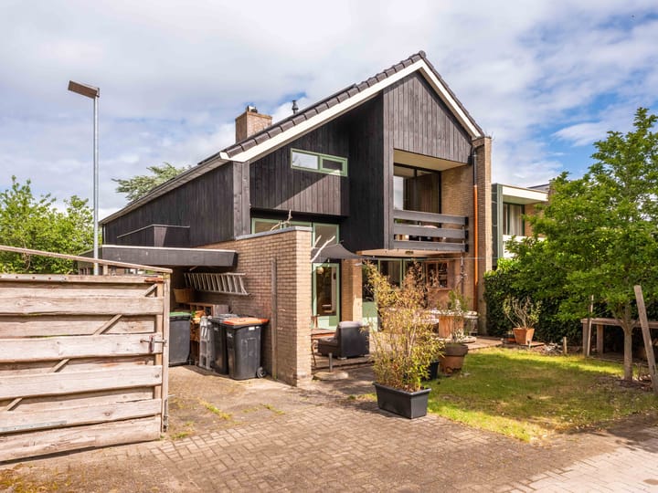 Photo 39 of Meidoornweg 2