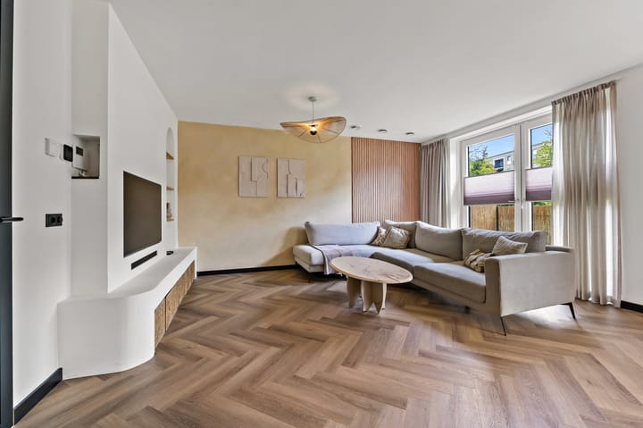 Photo 3 of Middachtenweg 216-C