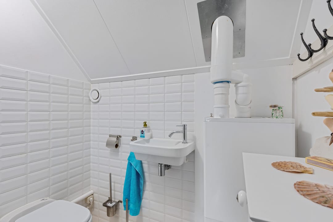 Photo 13 of Camminghastraat 43-A