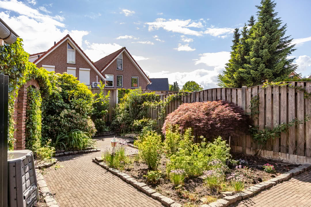 Foto 28 van Lou Bandystraat 21