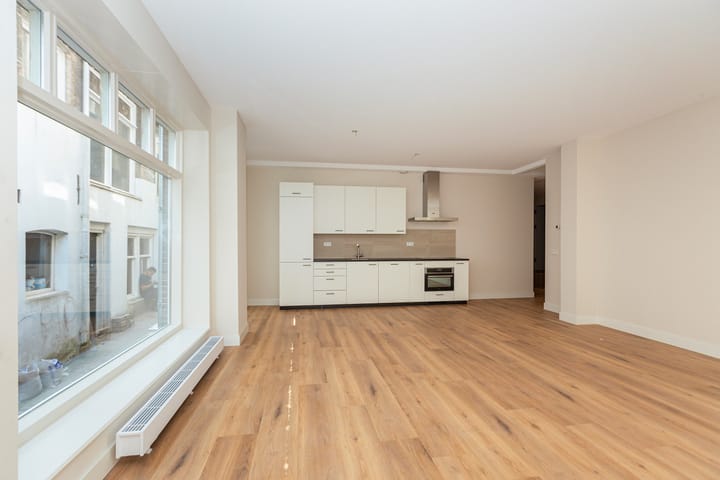 Photo 9 of Lombardsteeg 4