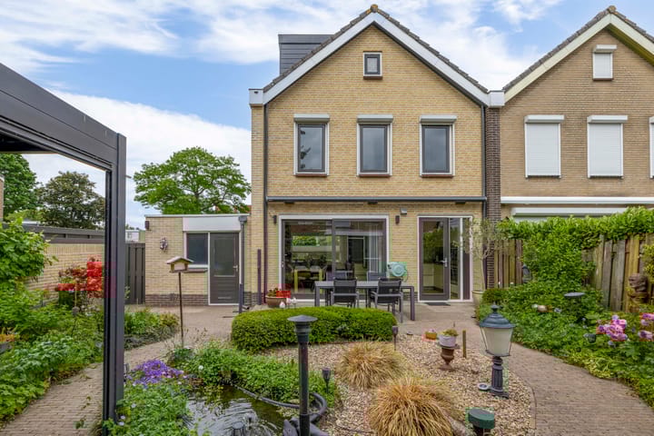 Foto 34 van Willem-Alexanderlaan 46