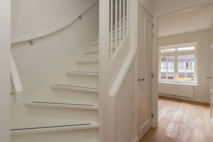 Foto 8 van Bussumerstraat 4