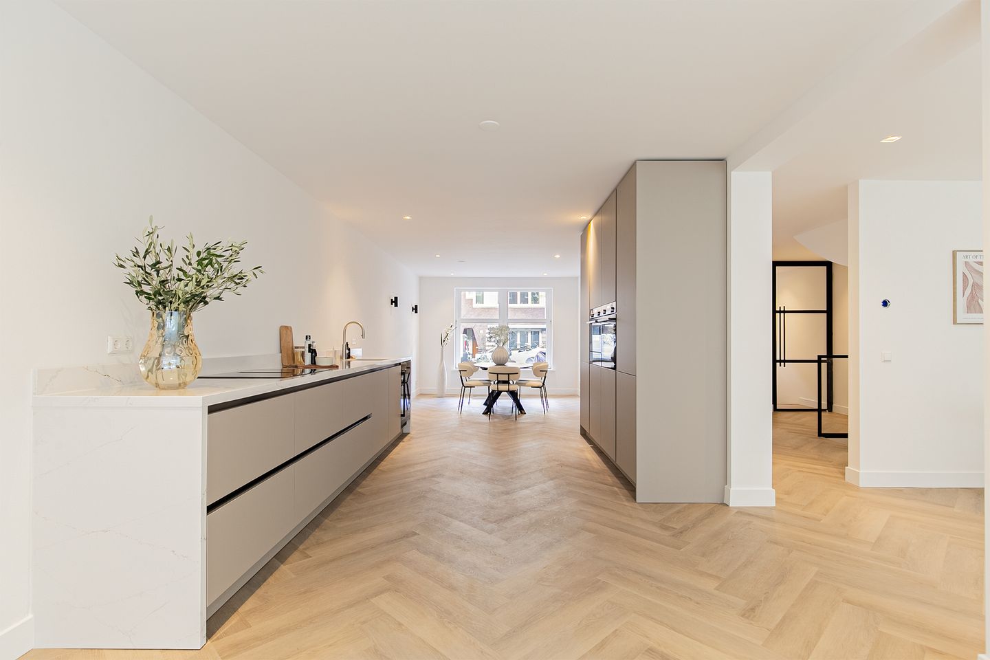 Foto 10 van Admiraal De Ruijterweg 379-H