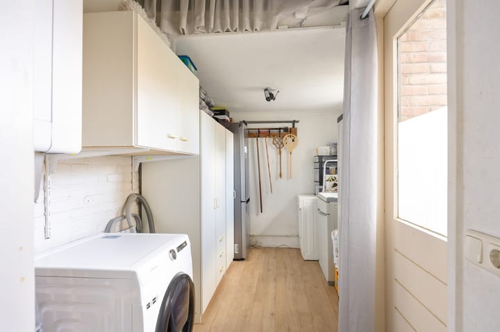 Foto 16 van Ferniawei 26