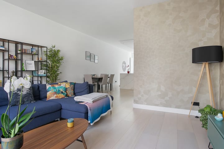 Photo 2 of Van Oosterzeestraat 22-B