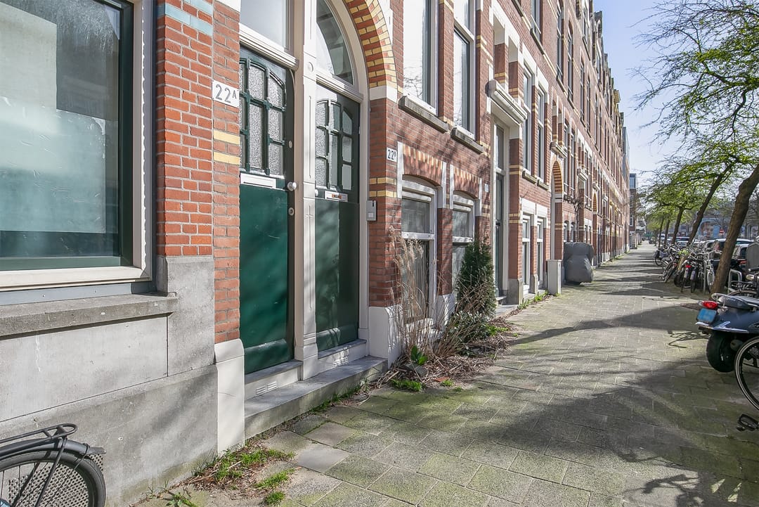 Foto 31 van Van Oosterzeestraat 22-B