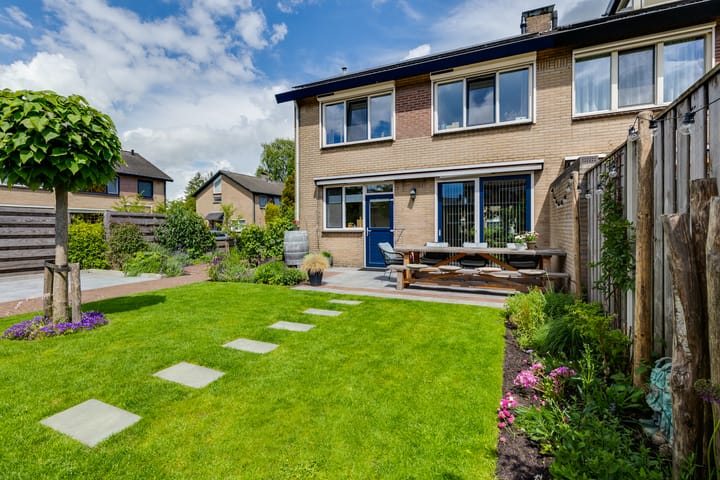 Foto 3 van Garvelinkplein 1